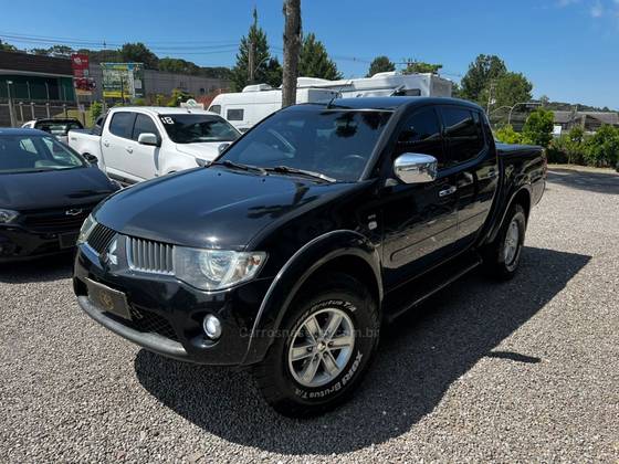 MITSUBISHI L200 TRITON 3.5 4X4 CD V6 24V FLEX 4P AUTOMÁTICO